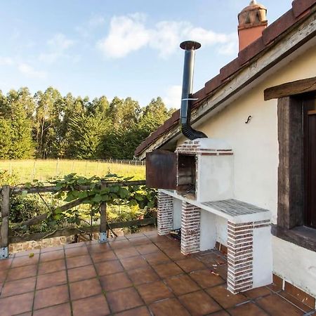 Apartamento, junto al mar Ea Exterior foto